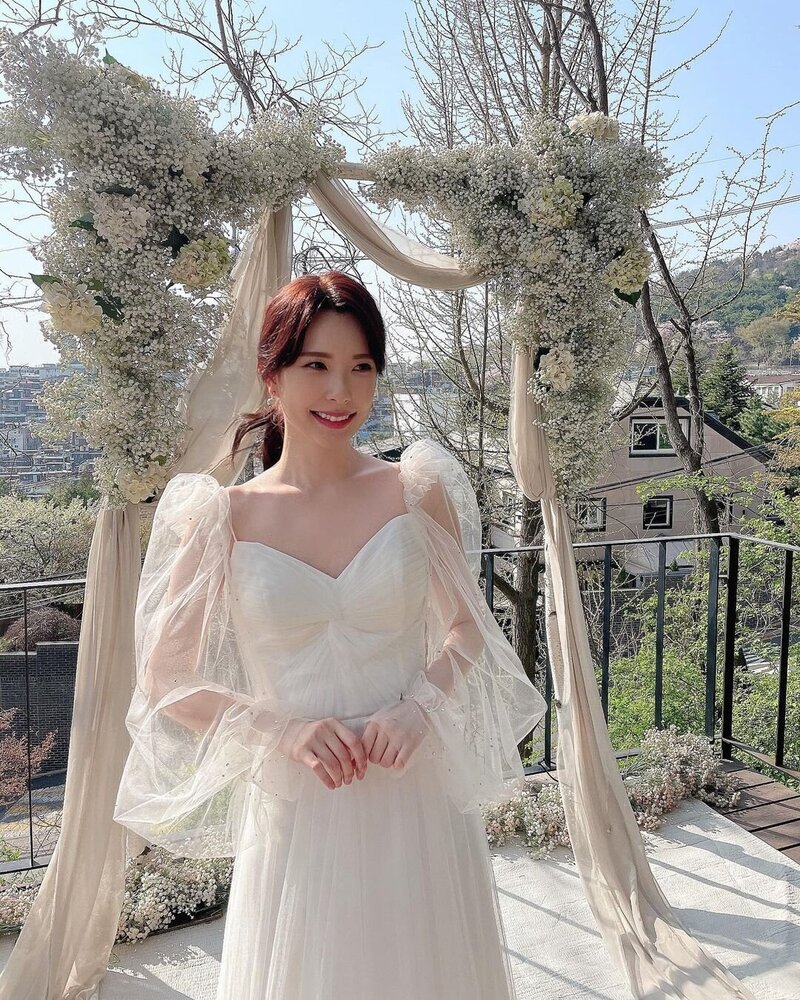 220531 Hyemi Instagram Update (9MUSES) documents 1
