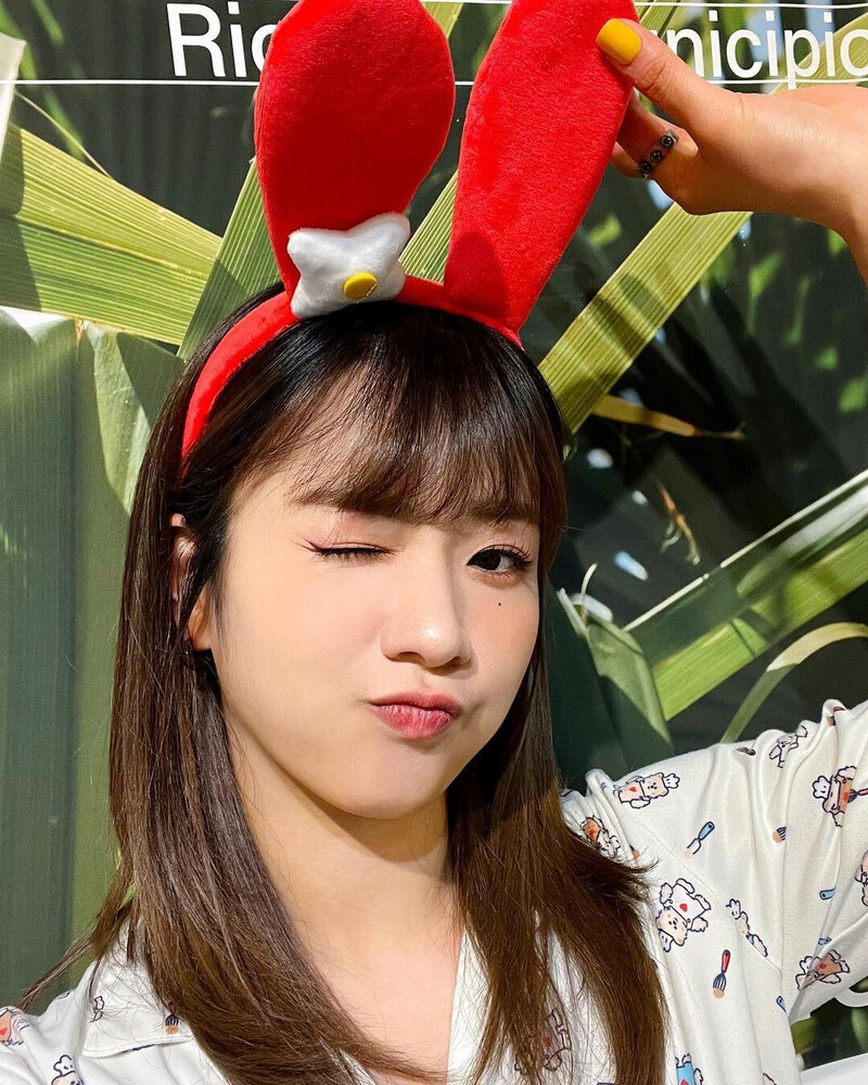 230121 APINK instgarm update - for Lunar New Year documents 7