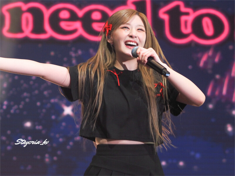 240120 STAYC Seeun - 1st World Tour 'TEENFRESH' in Hong Kong documents 10