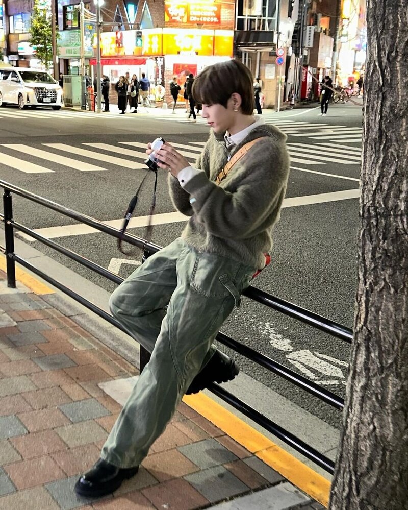 240208 RIIZE Instagram update - Shotaro documents 5