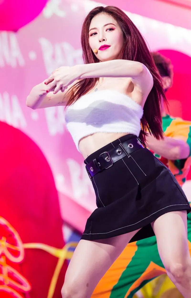 Hyuna877.jpg