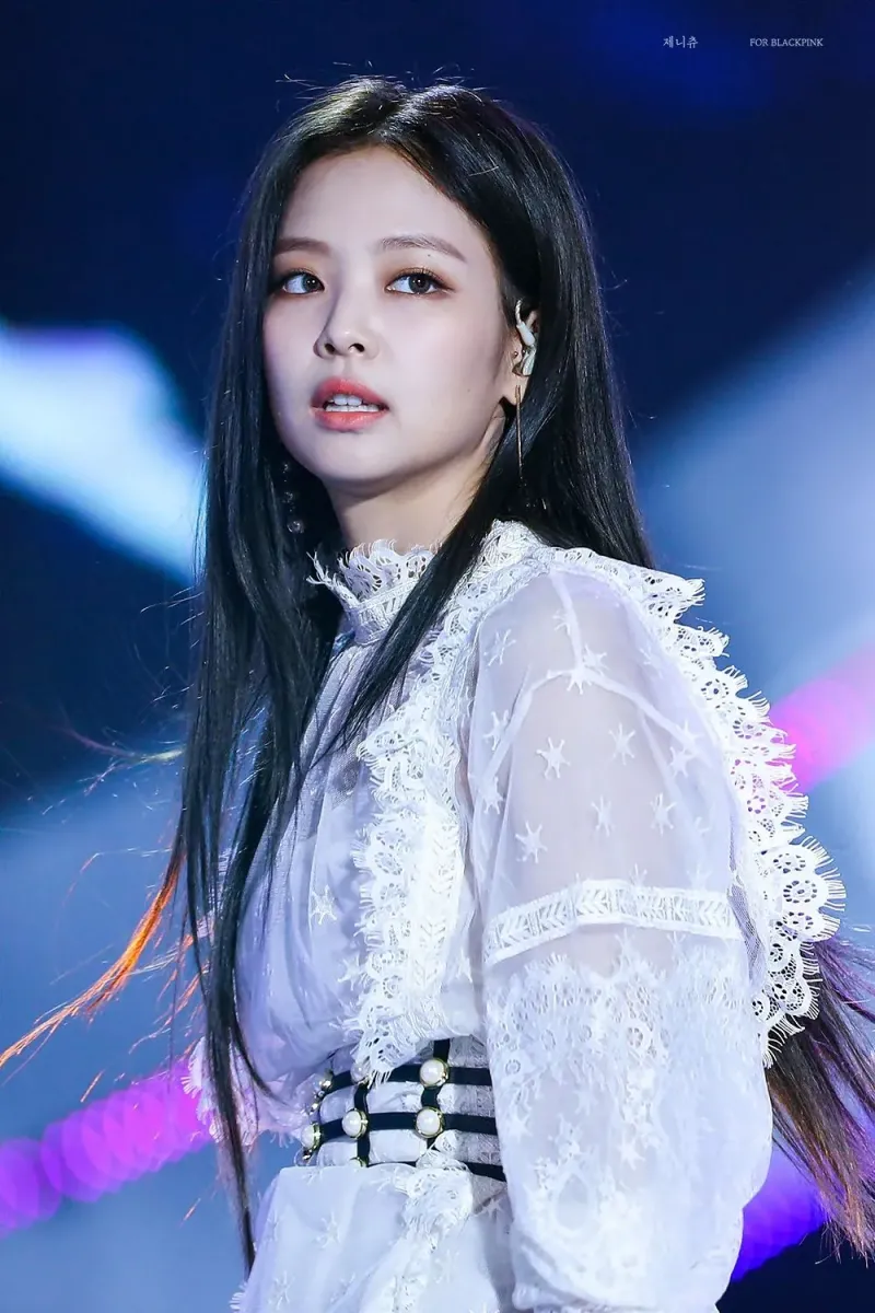 Jennie92.jpg