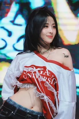 240927 LE SSERAFIM Yunjin - Sogang University Festival