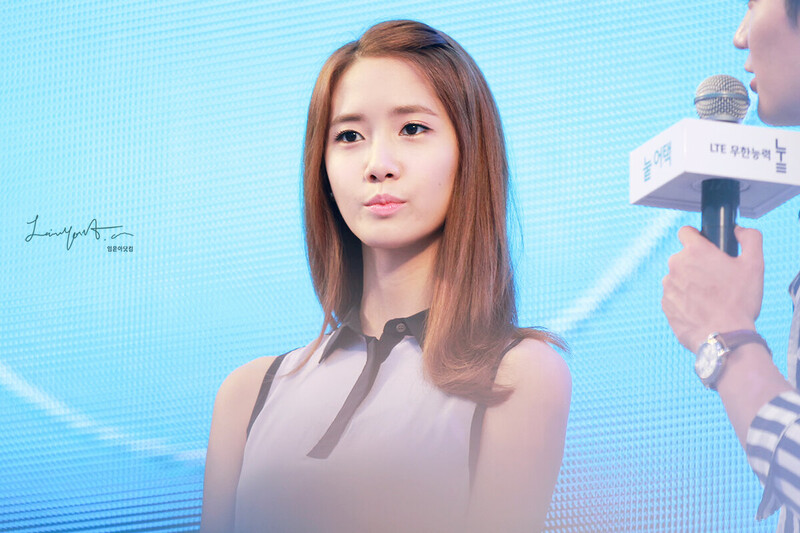 130729 Girls' Generation YoonA at SK Telecom event in Changwon documents 5