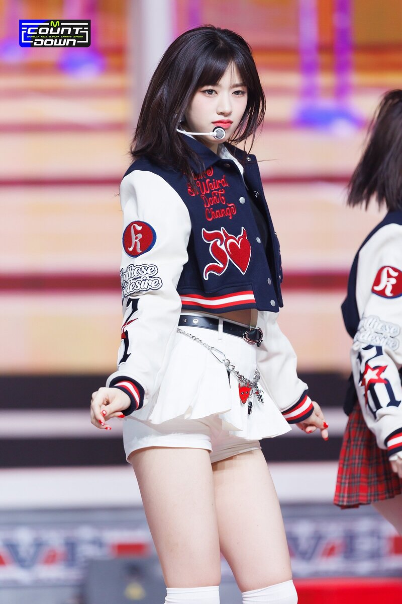 230413 IVE Yujin - 'Kitsch' & 'I AM' at M COUNTDOWN documents 12