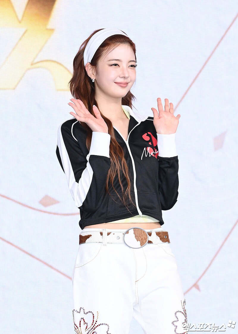 241015 ITZY Lia  - 9th Mini album GOLD Press conference documents 2