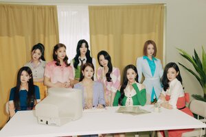 220627 fromis_9 'from our Memento Box' Photos by Melon