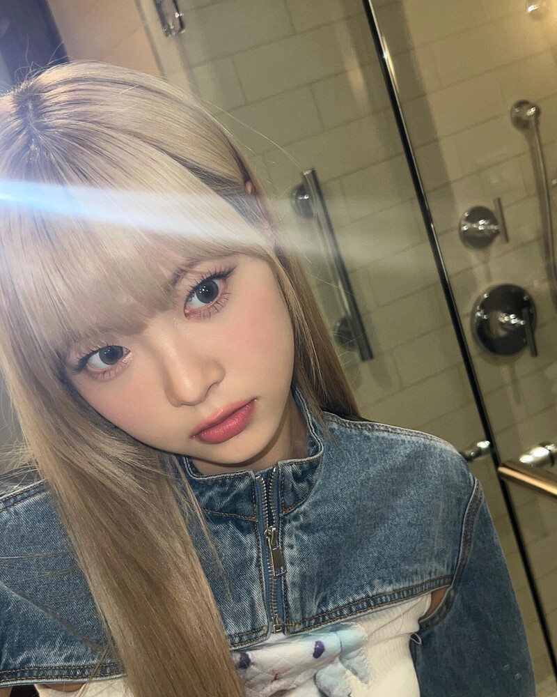 231101 - EUNCHAE Instagram Update documents 2