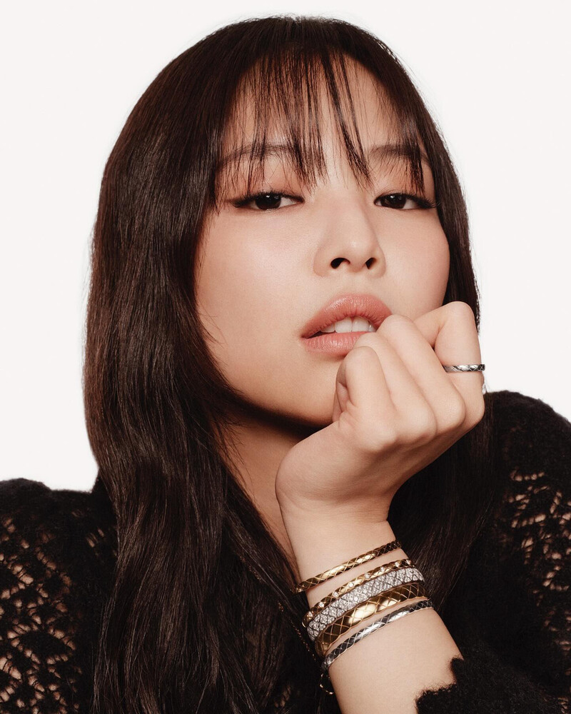 BLACKPINK Jennie x Coco Crush for ELLE Hong Kong documents 3