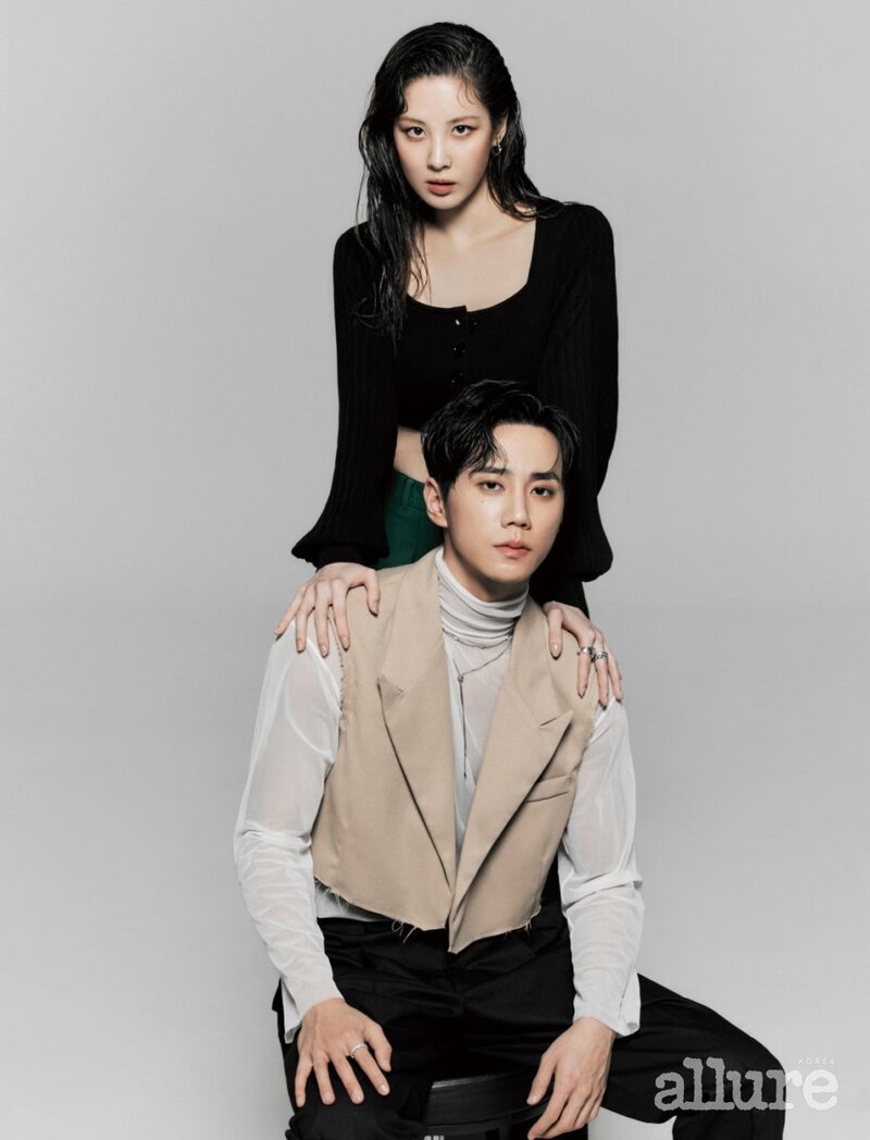 JUN YOUNG x SEOHYUN for ALLURE Korea March Issue 2022 documents 1