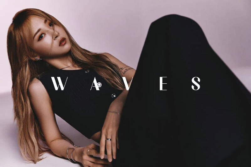 MAMAMOO's Moonbyul for WAVES Magazine December 2021 documents 2