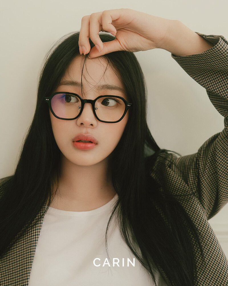 NewJeans for Carin - 24FW Eyeglasses Collection 'Can't Take My Eyes Off You' documents 1