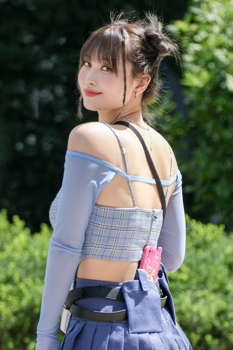 220903 TWICE Momo - Mini Fan Meeting documents 3