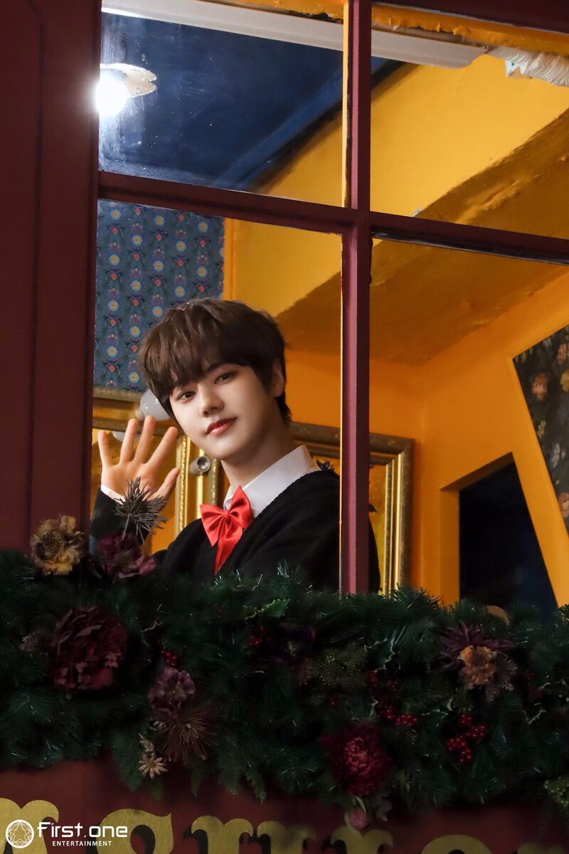 231228 FirstOne Entertainment Naver Post - 'Back to Christmas' MV Behind documents 18