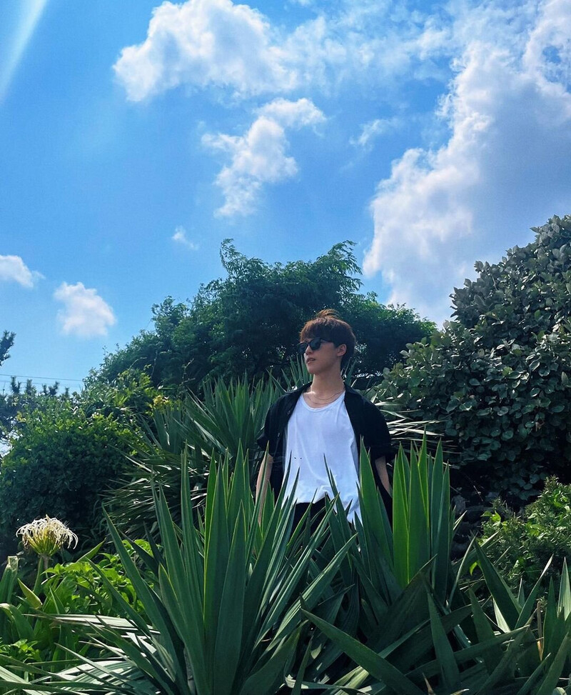 220801 SEVENTEEN Dino Instagram Update documents 1