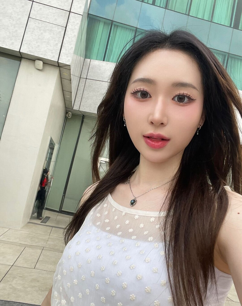 240601 - X:IN Instagram Update: HANNAH documents 6