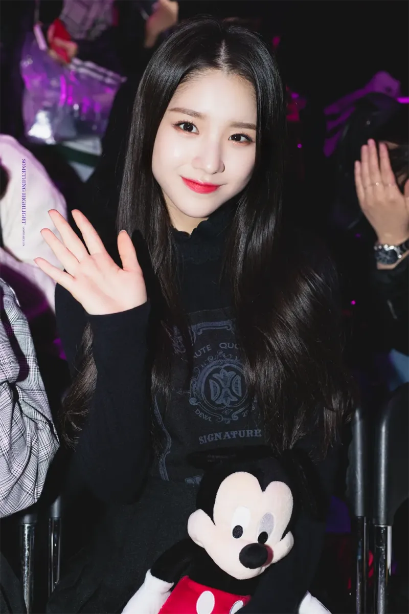 Heejin15.png