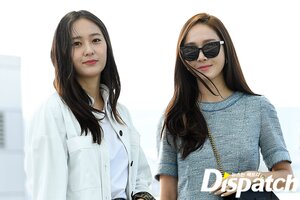 190603 Jessica and Krystal at Incheon International Airport