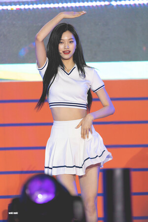 190706 Weki Meki Doyeon at DMZ Peace Concert