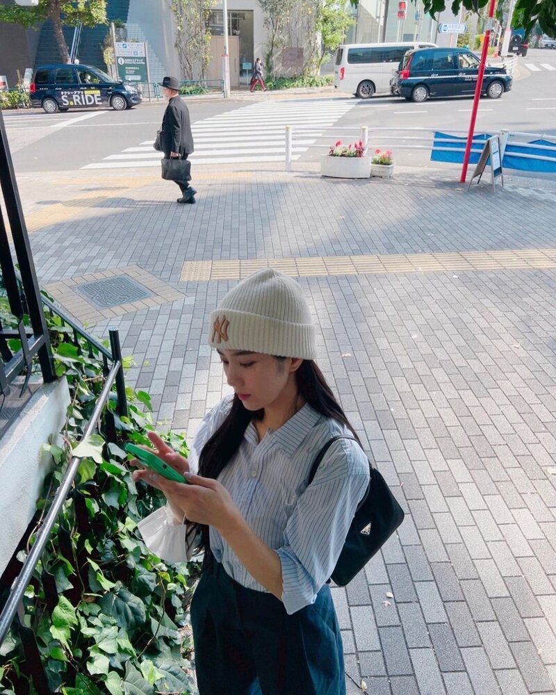 221115 Kwon Eunbi Instagram Update documents 2