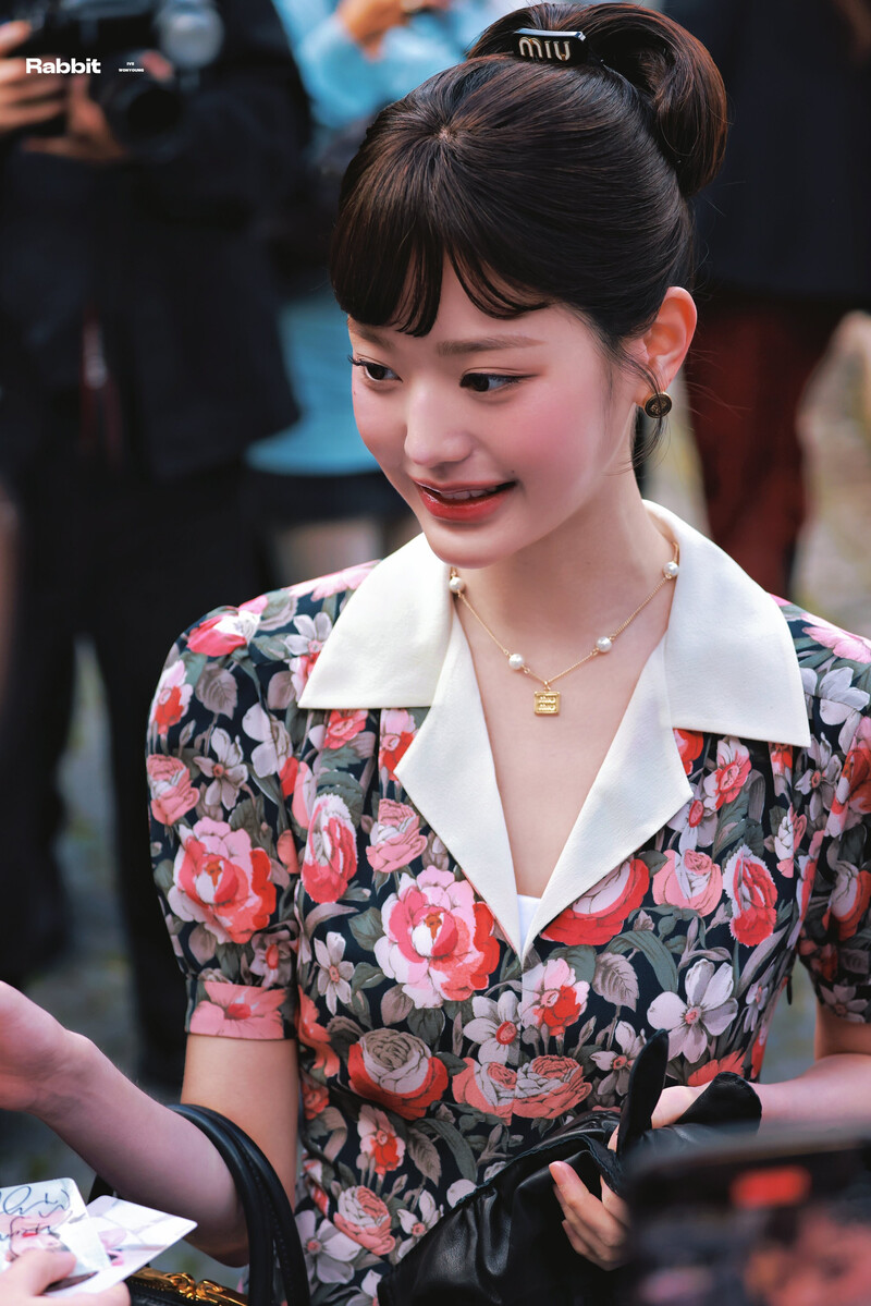 241001 IVE Wonyoung - Miu Miu SS25 Show at Paris Fashion Week documents 2