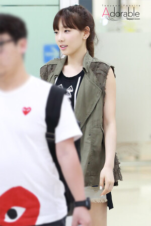 140630 Girls' Generation Taeyeon at Gimpo Airport