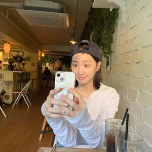 220523 Yukyung Instagram Update (ALICE)