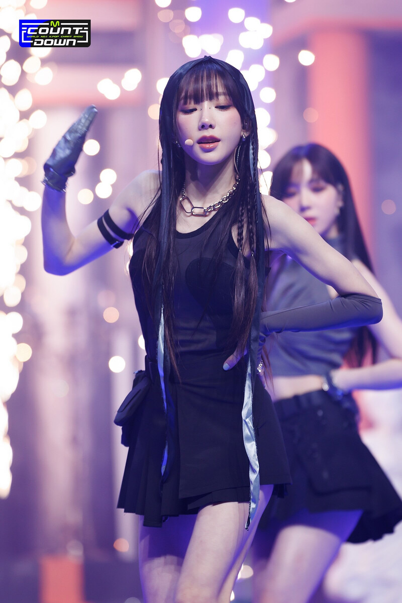 230119 GOT the beat Taeyeon 'Stamp On It' at M Countdown documents 19