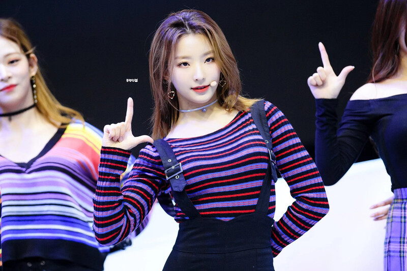 Romsae_Luv-D2ve__jUkAIpA9d-20190328-06-22.jpg