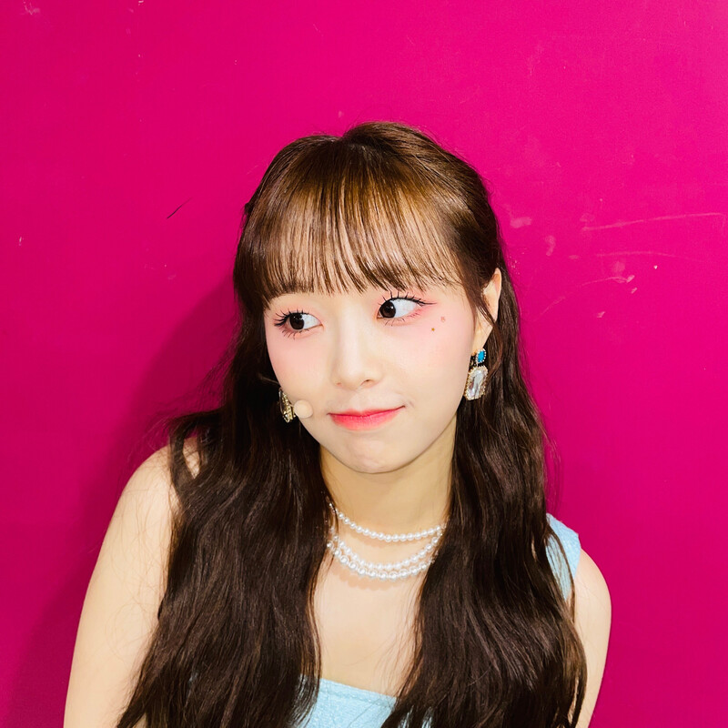 220625 LOONA Twitter Update - Chuu documents 3