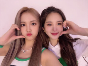 230322 TRI.BE Twitter with Jia & Songsun