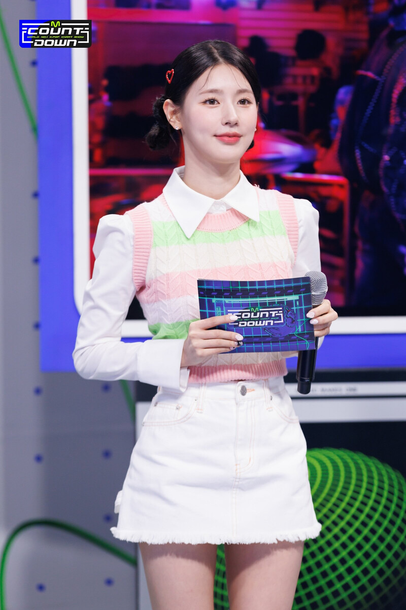 230316 Miyeon & Joohoney - M Countdown MC's documents 8