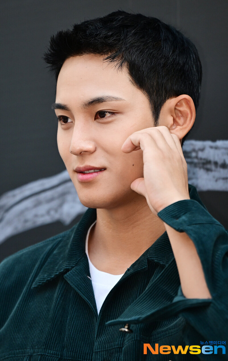 231024 SEVENTEEN Mingyu - Innisfree Pop-up Event documents 1