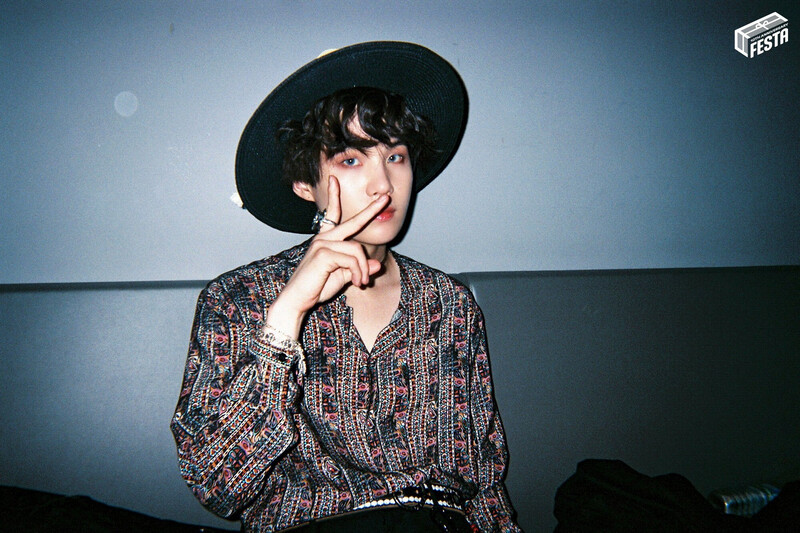 BTS EXHIBITION Film Camera Photo (B side ver.) documents 14