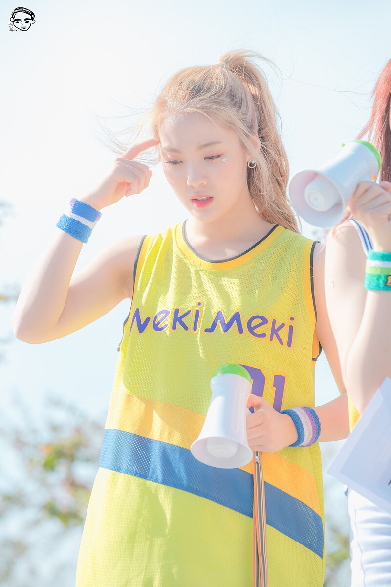 170929 Weki Meki Lucy at Music Bank Mini Fanmeet documents 2