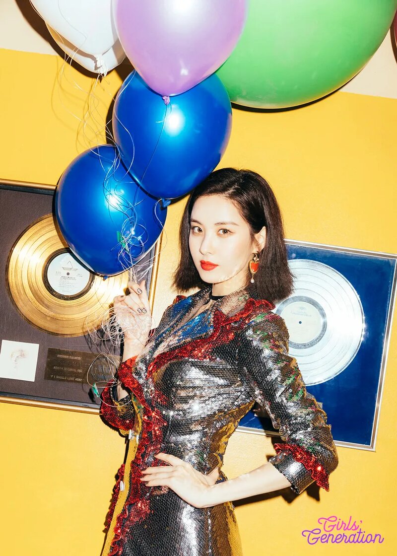 Girls'_Generation_Seohyun_Holiday_Night_concept_photo_(6).png