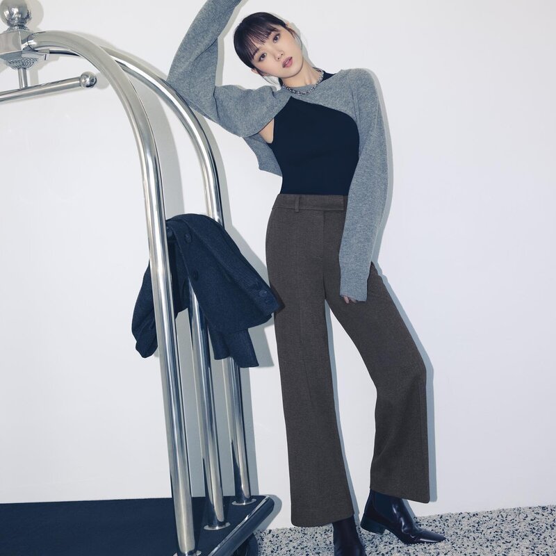 LEE SUNG KYUNG for The AtG 2022 Winter Collection documents 7