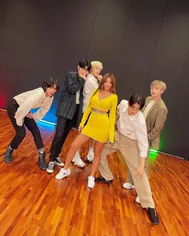 210819 JESSI Instagram Update with TXT