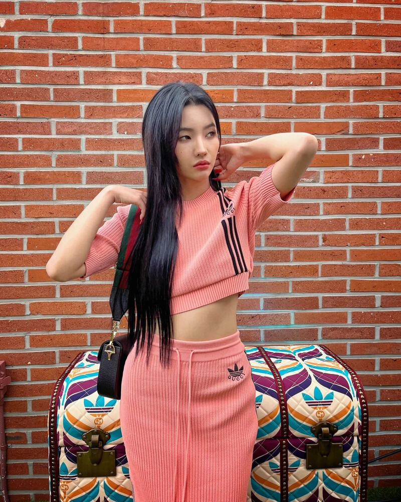 220609 (G)I-DLE Soyeon Instagram Update documents 2