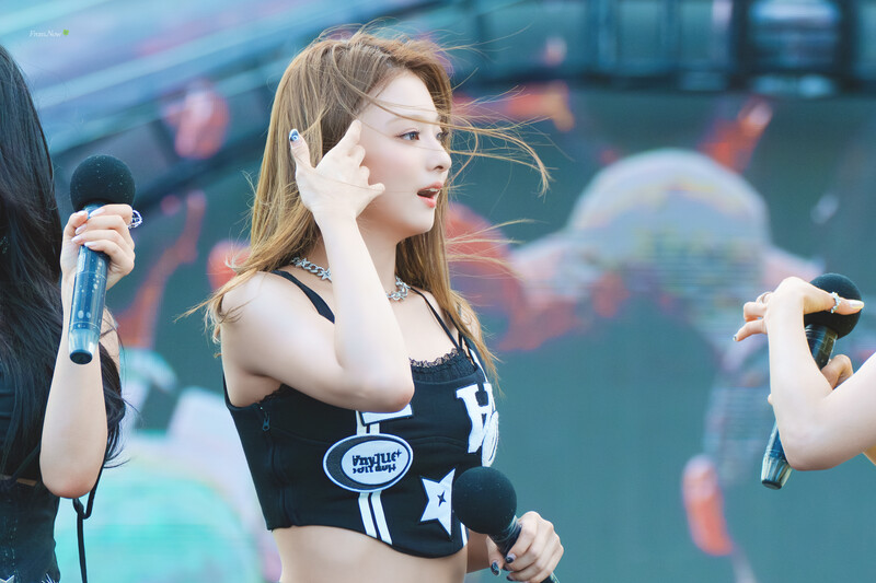 240727 fromis_9 Nagyung - Waterbomb Festival in Busan documents 2