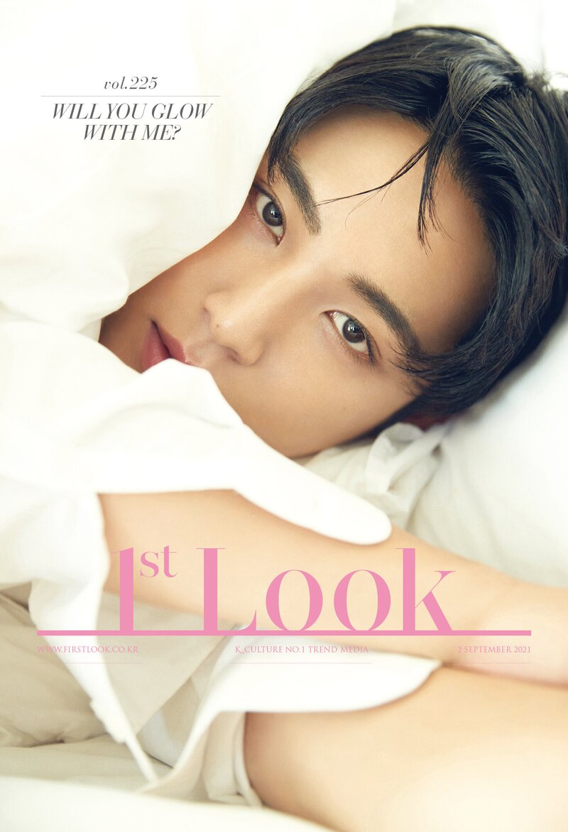 SEVENTEEN's Mingyu for 1st Look Magazine Vol. 222 documents 4