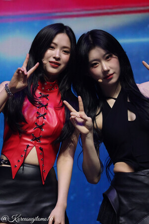 250119 ITZY Chaeryeong & Ryujin  - at UTO FEST 2025 in Yokohama