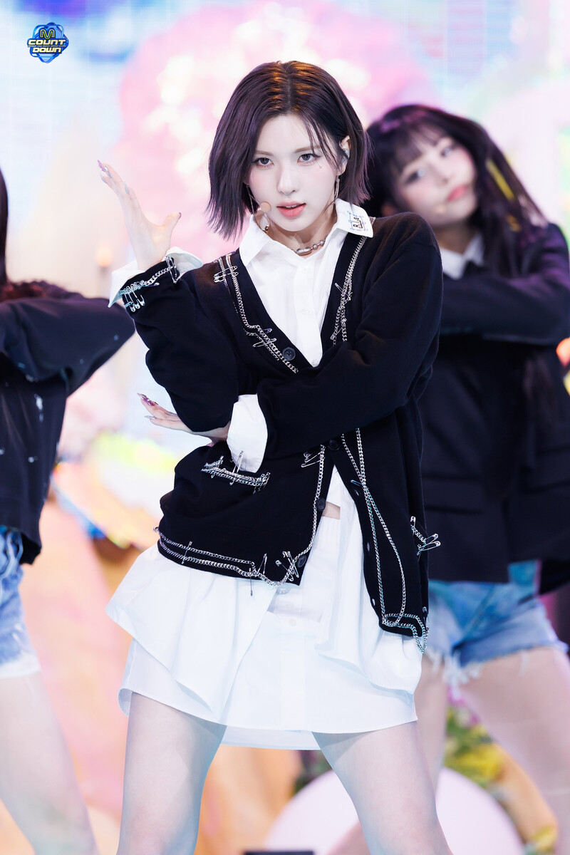 240118 NMIXX BAE - ‘DASH’ at M COUNTDOWN documents 4