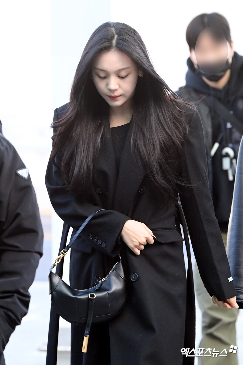 250102 Umji at Incheon International Airport documents 2