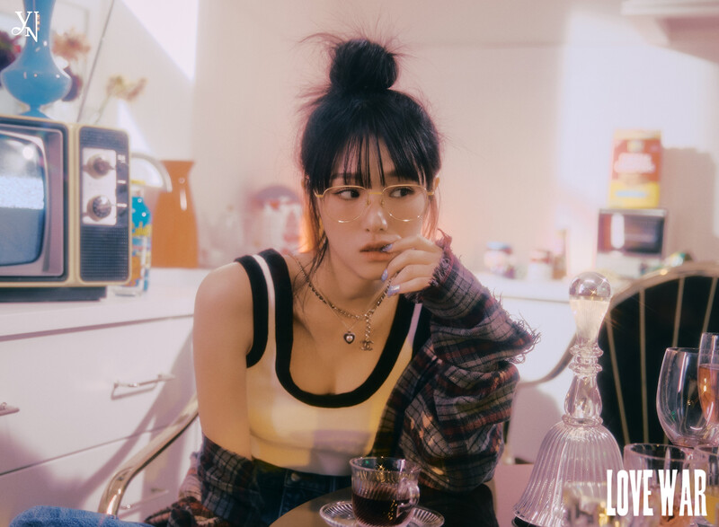 Yena "Love War" Concept Photo #1 documents 4