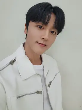 240414 - SF9 Twitter Update - Youngbin