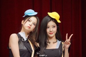 241103 Kep1er Dayeon & Yujin - Makestar Fansign