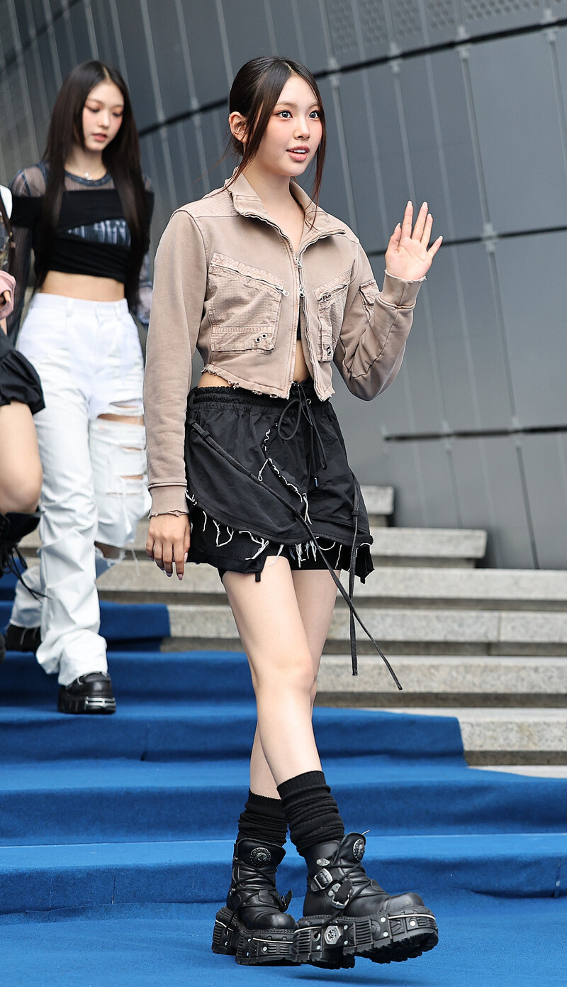 230905 NewJeans Hyein at Seoul Fashion Week | kpopping