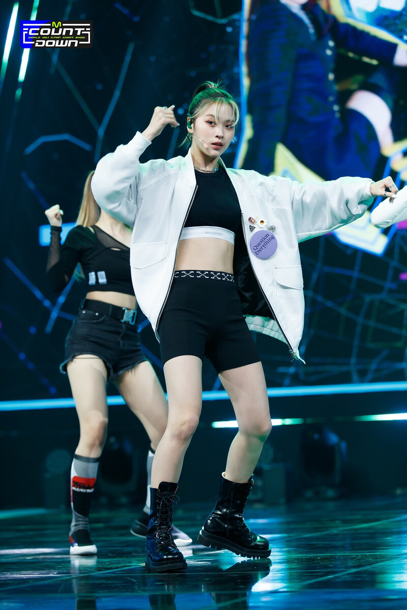 211014 ITZY - 'SWIPE' at M Countdown documents 5