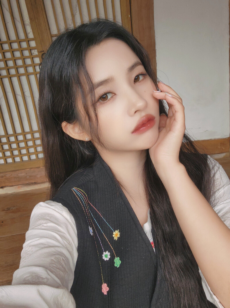 240515 - (G)I-DLE Twitter Update with SOYEON documents 2